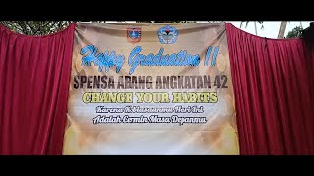 <center>Pelepasan Siswa Kelas IX SMP Negeri 1 Abang Tahun Pelajaran 2023/2024</center> video